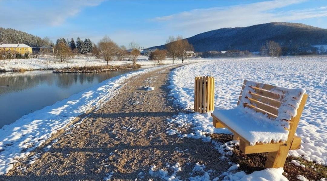 Apartman Swans Otočac Exterior foto