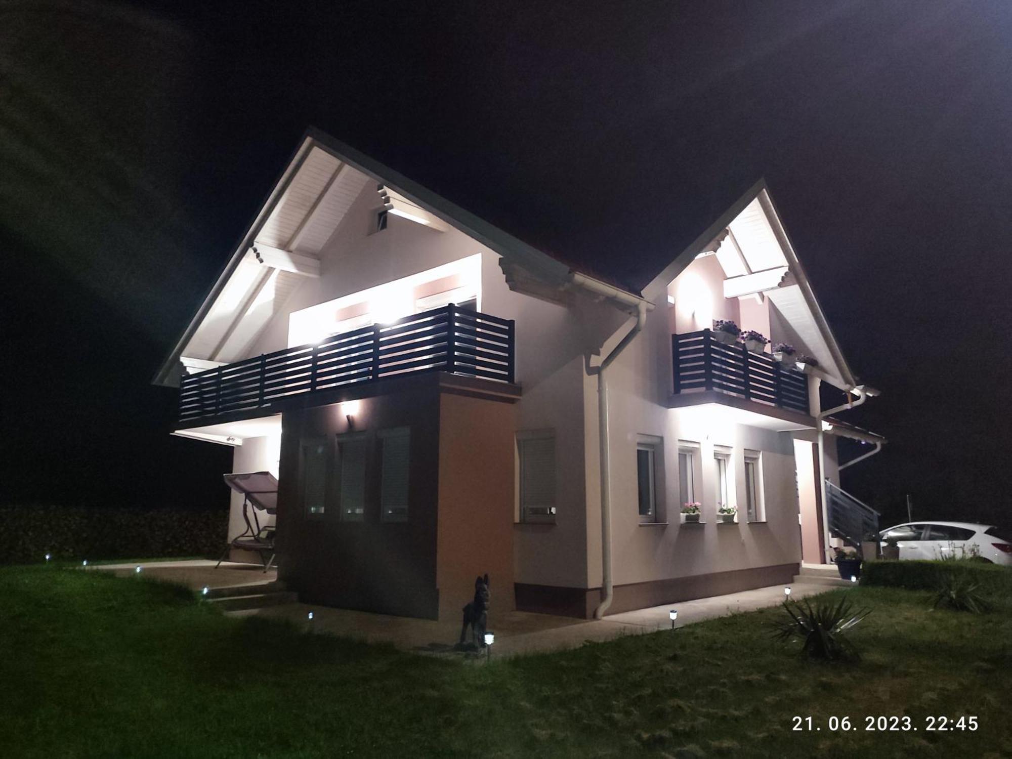 Apartman Swans Otočac Exterior foto