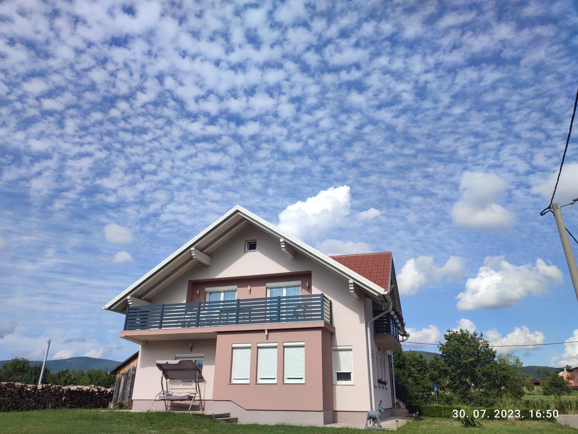 Apartman Swans Otočac Exterior foto