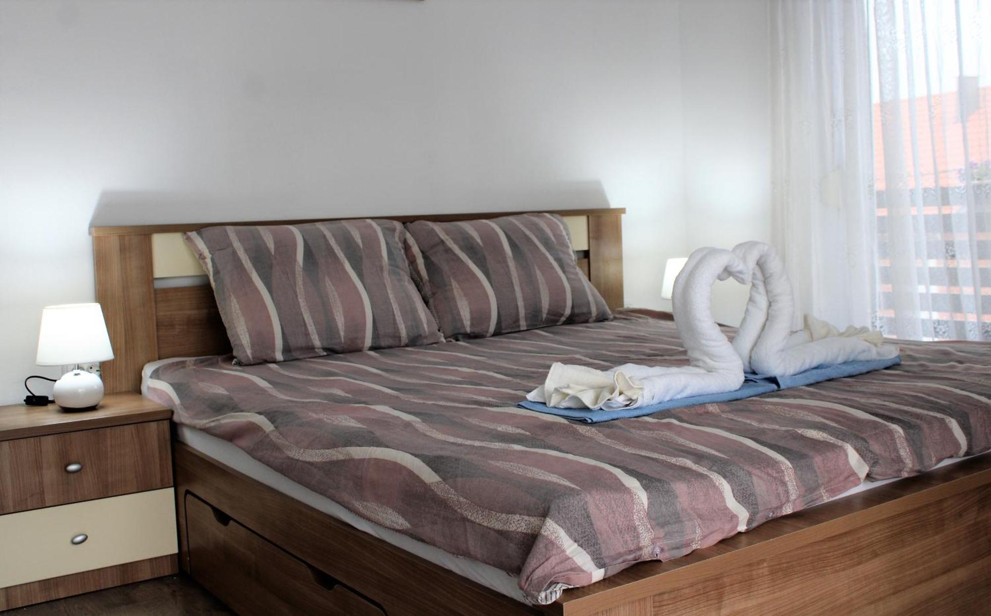 Apartman Swans Otočac Exterior foto